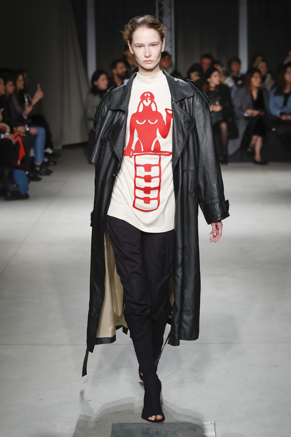25_Situationist-Women-FW17-278